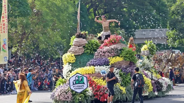 surabaya-vaganza-2026-akan-digelar-besok-sabtu-165-mengusung-konsep-festival-of-lights-garden-of-hope-humas-pemkot-surabaya-Mg0yJ